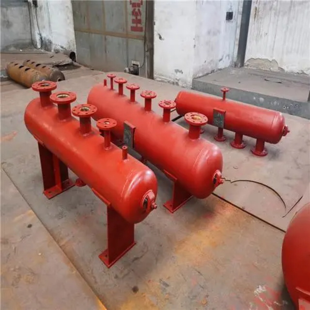 靖远分集水器安装高度